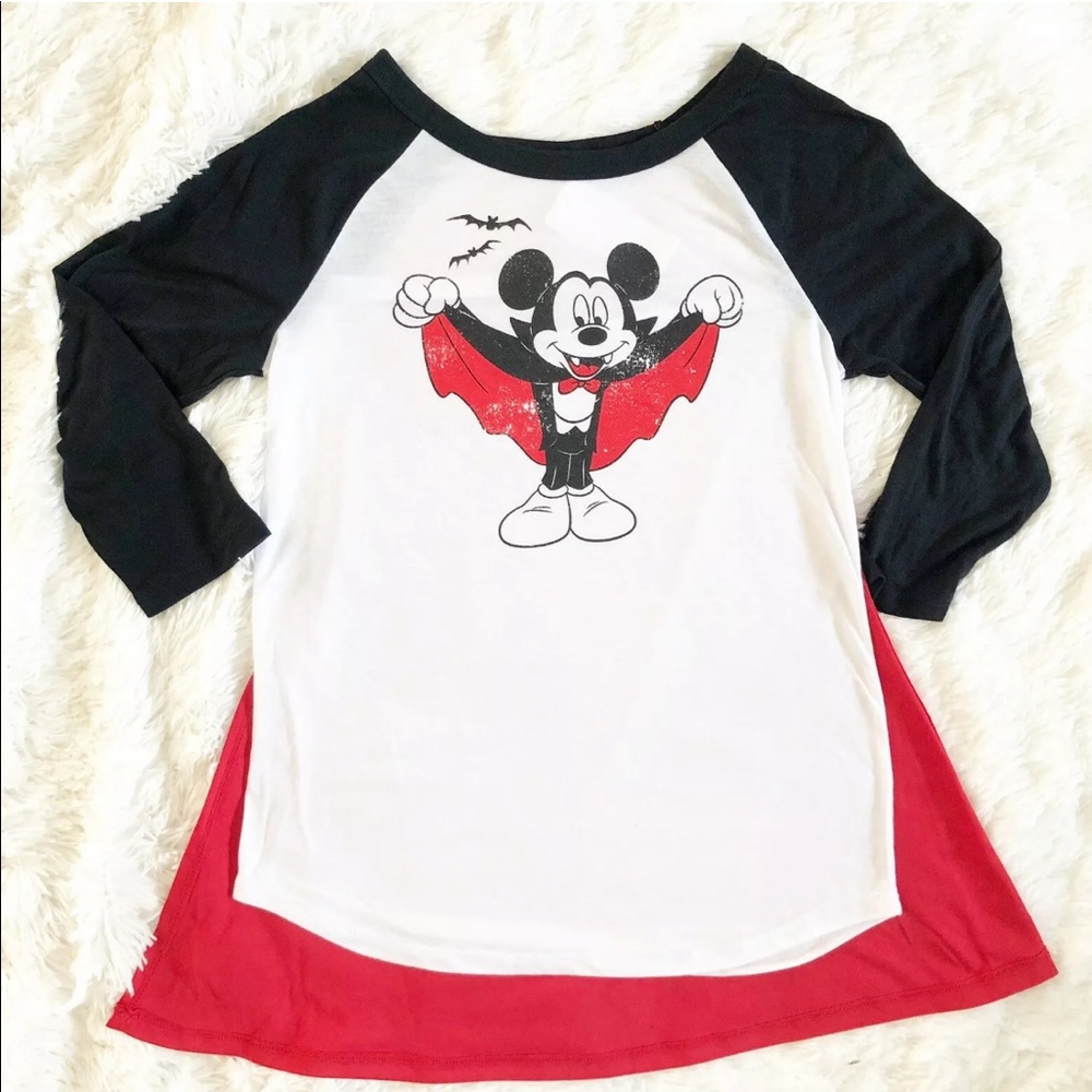 DISNEY MICKEY MOUSE HALLOWEEN SHIRT WITH CAPE